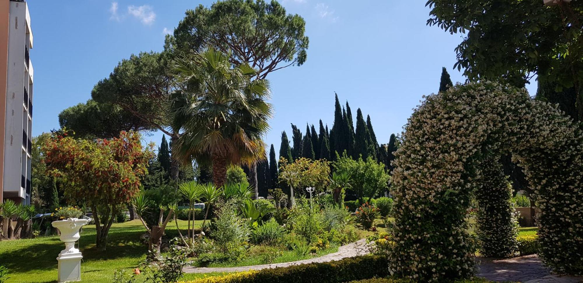 Green Oasis Rome Bagian luar foto