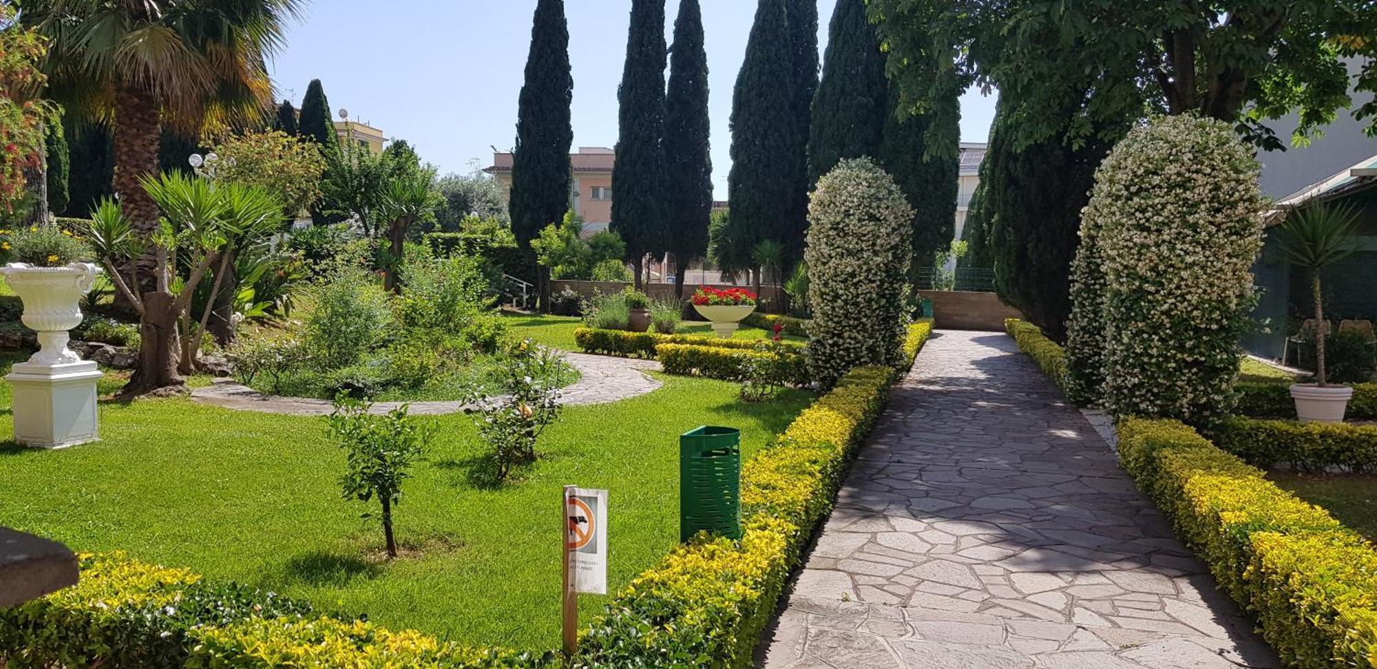 Green Oasis Rome Bagian luar foto